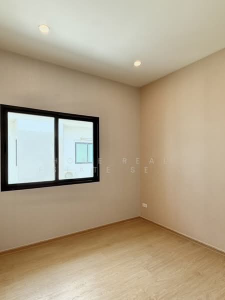 PLEX Onnut - Wongwaen, Bangkok, Sukhaphiban 2 Road, Dok Mai, Prawet, Bangkok, 3 Bedrooms, 150 sqm, Townhouse For Sale, by HOME Real Estate Service, 500346329 - DDproperty.com