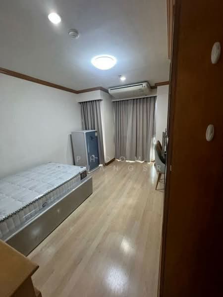 Silom Suite, Bangkok, Soi Sathorn 12, Sathorn Road, Silom, Bang Rak, Bangkok, 3 Bedrooms, 110 sqm, Condo For Rent, by Phoom Imruangsri, 500346357 - DDproperty.com