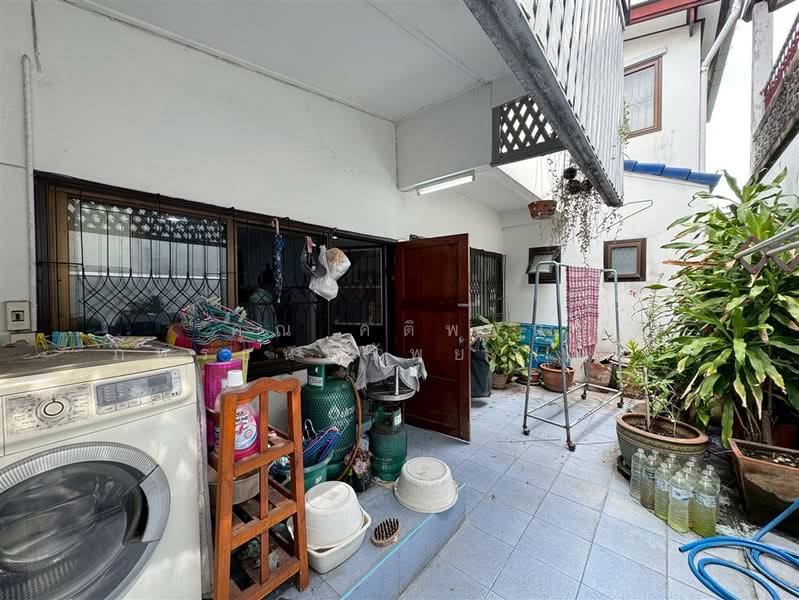 รามอินทรานิเวศน์ ซอยรามอินทรา67, กรุงเทพ, ถนนรามอินทรา, ท่าแร้ง, บางเขน, กรุงเทพ, 130 ตร.ม., บ้านแฝด ขาย, โดย คุณ คติพจน์ ภัทรธนทรัพย์ (พีท), 500346362 - DDproperty.com