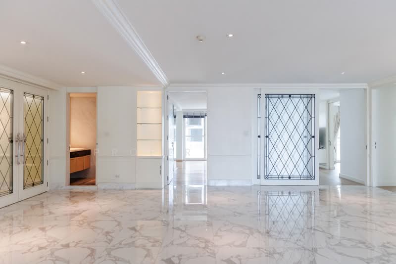 Wattana Heights, Bangkok, Sukhumvit Road, Khlongtoei Nua, Watthana, Bangkok, 4 Bedrooms, 336 sqm, Condo For Sale, by Property Fit, 500346402 - DDproperty.com