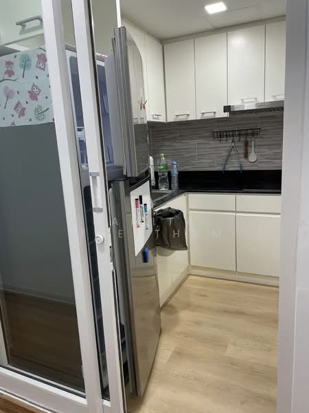 State Tower, Bangkok, 1055 Silom Road, Silom, Bang Rak, Bangkok, 2 Bedrooms, 63 sqm, Condo For Rent, by Ramita  Theptham, 500346408 - DDproperty.com