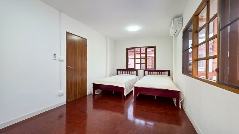 Chonlada Bangbuathong, Nonthaburi, Bang Kruai - Sai Noi Road, Bang Bua Thong, Nonthaburi, 3 Bedrooms, 140 sqm, Single Detached House For Sale, by คุณพงศ์, 500346426 - DDproperty.com