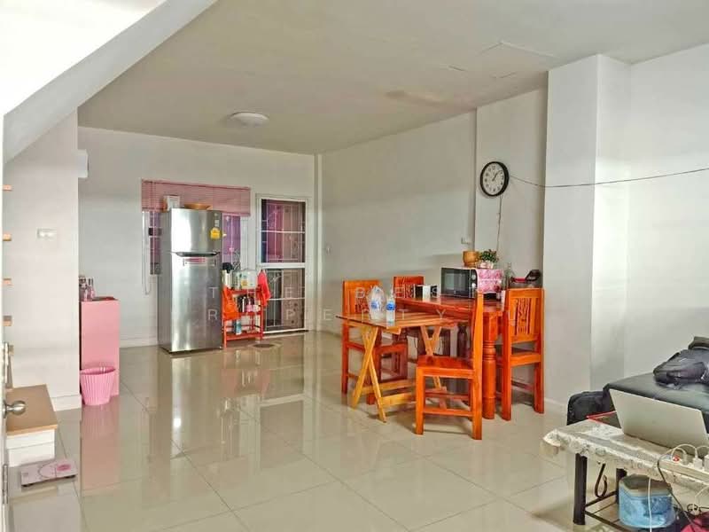 หมู่บ้านประภัสสร พรีซีโอพลัส 1 (Praphassorn Preceo Plus 1) ชลบุรี, Chon Buri (Pattaya), Nong Tamlung, Phan Thong, Chon Buri (Pattaya), 3 Bedrooms, 150 sqm, Townhouse For Sale, by The Best Property ปู, 500346435 - DDproperty.com