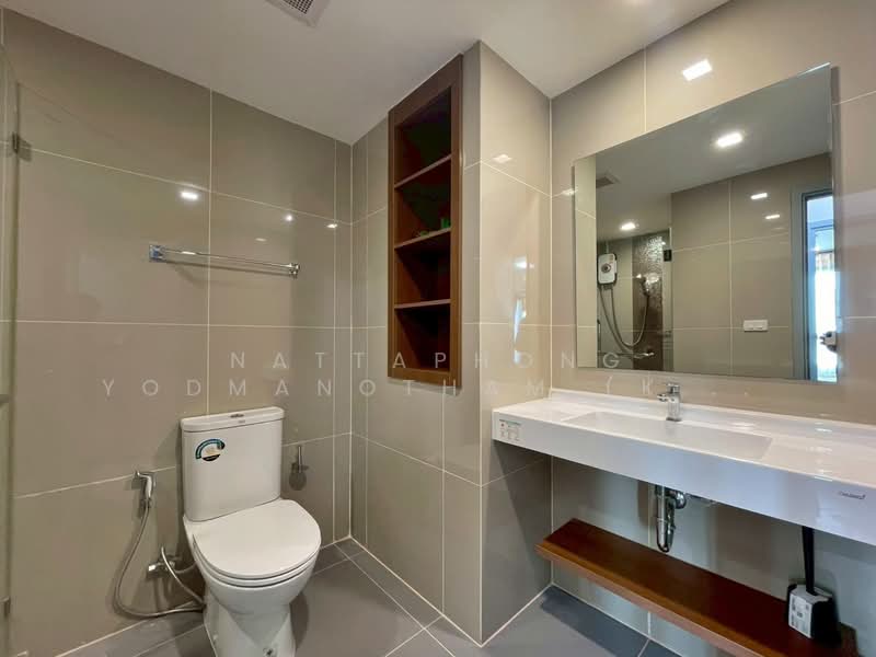 IDEO Phaholyothin Chatuchak, Bangkok, Paholayothin Road, Samsen Nai, Phaya Thai, Bangkok, 2 Bedrooms, 65 sqm, Condo For Rent, by NATTAPHONG Yodmanotham (K. Book), 500346437 - DDproperty.com
