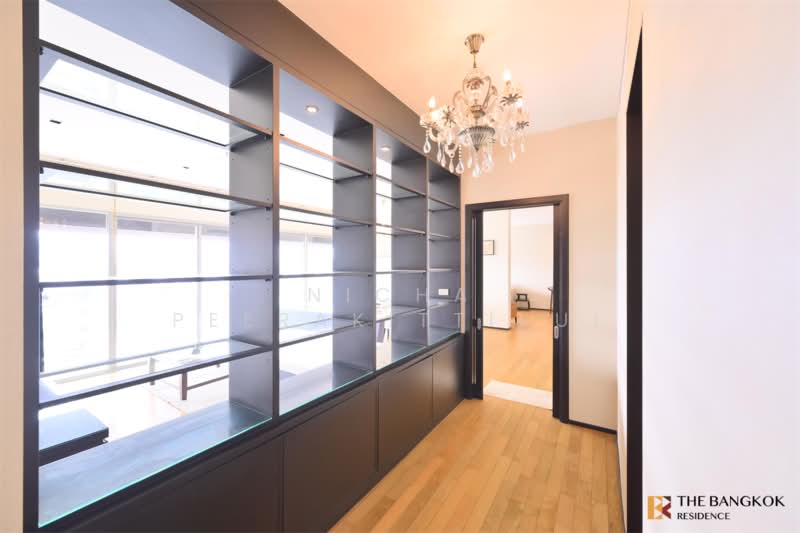 The Madison, Bangkok, Sukhumvit 41, Khlong Tan Nua, Watthana, Bangkok, 3 Bedrooms, 230 sqm, Condo For Rent, by Nicha Peerakittikul, 500346450 - DDproperty.com