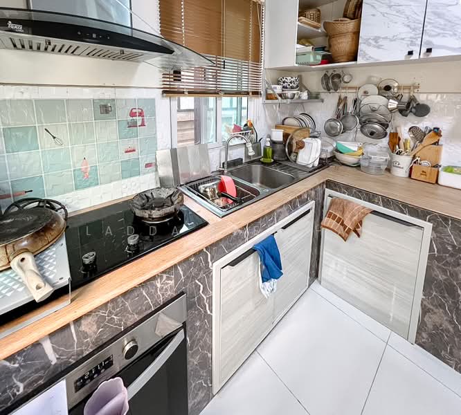 Passorn Prestige Pinklao-Phetkasem, Nakhon Pathom, Phutthamonthon Sai 4 Road, Krathum Lom, Sam Phran, Nakhon Pathom, 3 Bedrooms, 180 sqm, Single Detached House For Sale, by Ladda Suebthai, 500346476 - DDproperty.com
