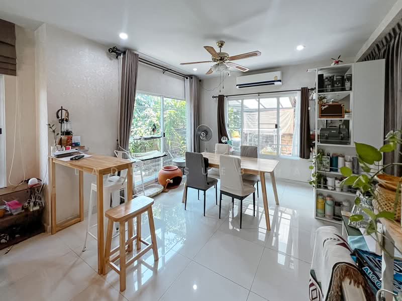 Passorn Prestige Pinklao-Phetkasem, Nakhon Pathom, Phutthamonthon Sai 4 Road, Krathum Lom, Sam Phran, Nakhon Pathom, 3 Bedrooms, 180 sqm, Single Detached House For Sale, by Ladda Suebthai, 500346476 - DDproperty.com