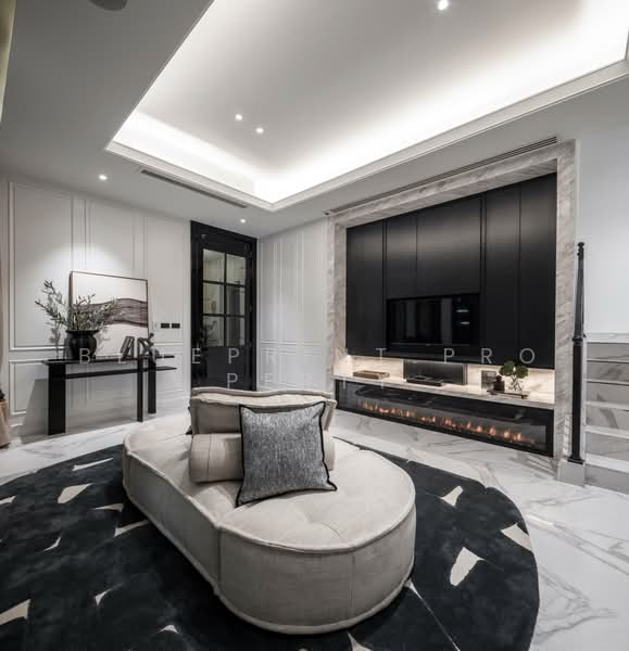 The Boulevard Ekkamai, Bangkok, 98 Soi Prasertdee, Khlong Tan Nua, Watthana, Bangkok, 4 Bedrooms, 500 sqm, Single Detached House For Sale, by Blueprint.Property, 500346496 - DDproperty.com