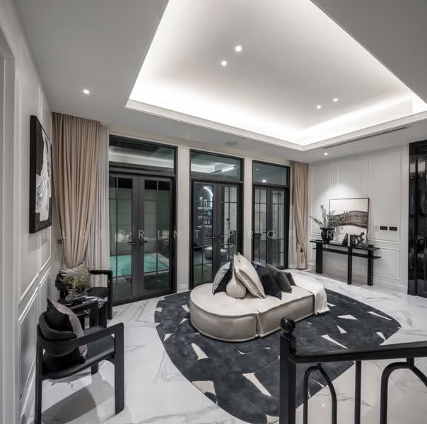 The Boulevard Ekkamai, Bangkok, 98 Soi Prasertdee, Khlong Tan Nua, Watthana, Bangkok, 4 Bedrooms, 500 sqm, Single Detached House For Sale, by Blueprint.Property, 500346496 - DDproperty.com