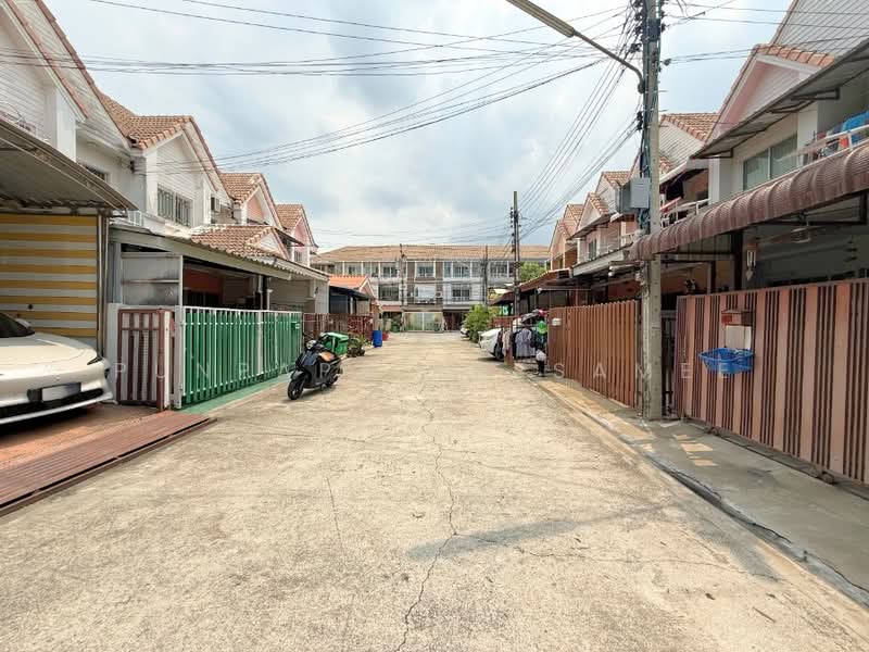 หมู่บ้านรัชธานี 7 : Ratchathanee 7, กรุงเทพ, สายไหม, กรุงเทพ, 128 ตร.ม., ทาวน์เฮ้าส์ ขาย, โดย Punpapa Rassamee, 500346516 - DDproperty.com