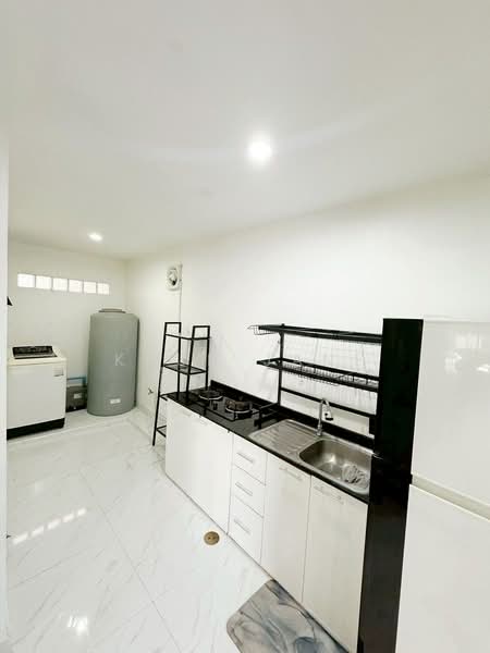 Pleno Sukhumvit-Bangna, Samut Prakan, Bua Nakarin Road, Bang Kaeo, Bang Plee, Samut Prakan, 3 Bedrooms, 106 sqm, Townhouse For Rent, by Khun Jane, 500346544 - DDproperty.com