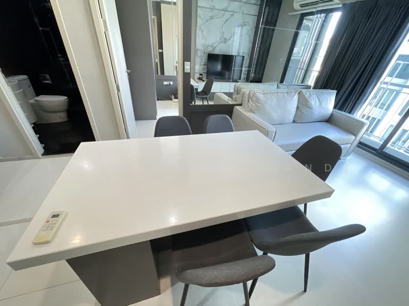 Rhythm Sukhumvit 36-38, Bangkok, 55 Soi Sukhumvit 36, Sukhumvit Road, Phra Kanong, Khlong Toei, Bangkok, 2 Bedrooms, 55 sqm, Condo For Sale, by Fazwaz (Thailand) Co., Ltd., 500346547 - DDproperty.com