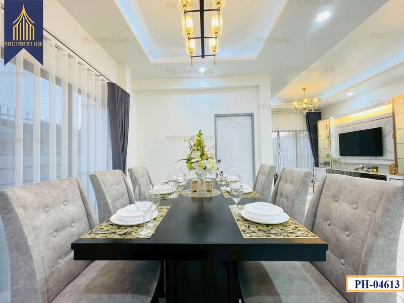 รัตนากร วิลเลจ 19, Chon Buri (Pattaya), Nong Pru, Bang Lamung (Pattaya), Chon Buri (Pattaya), 3 Bedrooms, 200 sqm, Single Detached House For Sale, by ปภัชญา ธนัตถ์ภรณ์, 500346613 - DDproperty.com