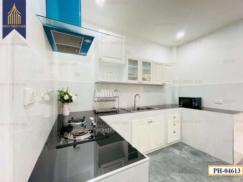 รัตนากร วิลเลจ 19, Chon Buri (Pattaya), Nong Pru, Bang Lamung (Pattaya), Chon Buri (Pattaya), 3 Bedrooms, 200 sqm, Single Detached House For Sale, by ปภัชญา ธนัตถ์ภรณ์, 500346613 - DDproperty.com
