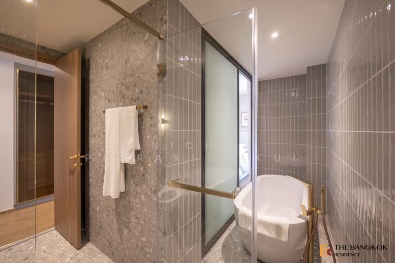 Via 34, Bangkok, 15 Soi Sukhumvit 34, Khong Tan, Khlong Toei, Bangkok, 2 Bedrooms, 89 sqm, Condo For Rent, by Nicha Peerakittikul, 500346643 - DDproperty.com
