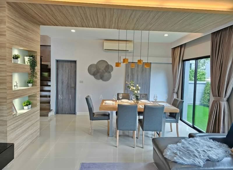 Baan Lumpini Suanluang Rama 9 Phase 2, Bangkok, Chaloem Phrakiat Rama 9 Road, Prawet, Bangkok, 4 Bedrooms, 216 sqm, Single Detached House For Rent, by Sunitra Sachdev, 500346647 - DDproperty.com