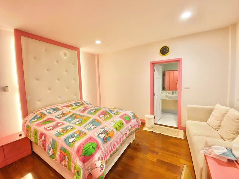 บ้านหรู 4 ห้องนอน Grand Bangkok Boulevard รามอินทรา 314 ตร.ม., กรุงเทพ, คันนายาว, กรุงเทพ, 314 ตร.ม., บ้านเดี่ยว ขาย, โดย Fazwaz (Thailand) Co., Ltd., 500346660 - DDproperty.com
