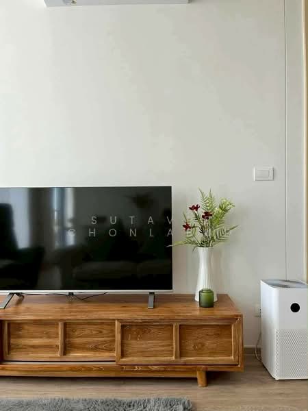 Noble State 39, Bangkok, 35 Soi Sukhumvit 39, Khlong Tan Nua, Watthana, Bangkok, 1 Bedroom, 60 sqm, Condo For Rent, by Sutavee Chonlabud, 500346708 - DDproperty.com
