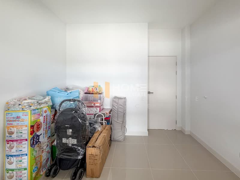 Baan Klang Mueng The Edition Pinklao-Borom 2, Bangkok, Suan Phak Road, Taling Chan, Bangkok, 4 Bedrooms, 200 sqm, Semi-Detached House (Twin House) For Sale, by HOME Real Estate Service, 500346731 - DDproperty.com
