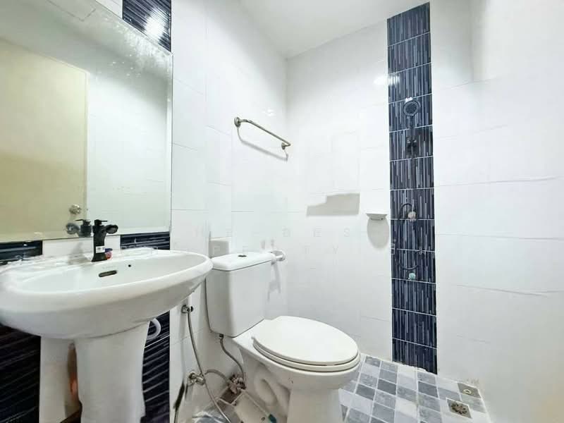 The Next Townhome Si Racha, Chon Buri (Pattaya), Bueng, Si Racha, Chon Buri (Pattaya), 2 Bedrooms, 100 sqm, Townhouse For Sale, by The Best Property ปิ๋ม, 500346736 - DDproperty.com