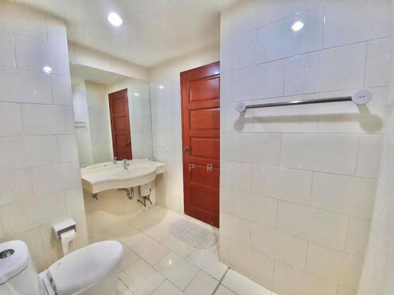PG Rama 9, Bangkok, 98 Rama 9 Road, Huai Khwang, Bangkok, 1 Bedroom, 30 sqm, Condo For Rent, by Connex Property, 500346758 - DDproperty.com