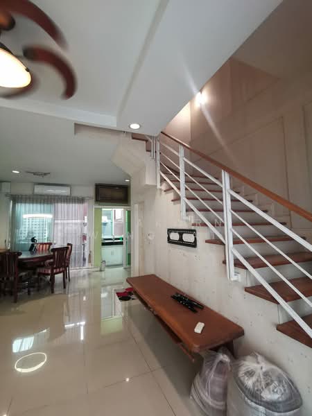 4-BR Townhouse, Bangkok, Bang Pong Pang, Yan Nawa, Bangkok, 4 Bedrooms, 296 sqm, Townhouse For Rent, by Nisakorn Wingwat, 500346850 - DDproperty.com