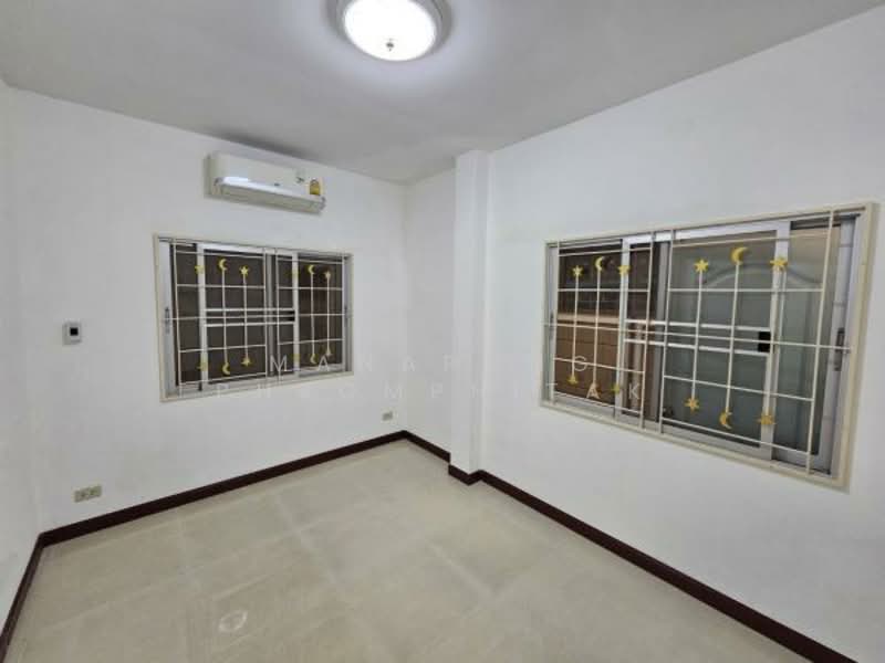 4-BR House, Bangkok, Tha Rang, Bang Khen, Bangkok, 4 Bedrooms, 135 sqm, Single Detached House For Sale, by Manapong Phromphitak, 500346899 - DDproperty.com