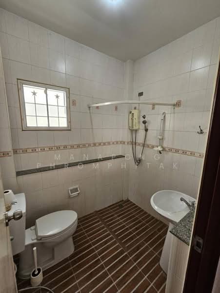 4-BR House, Bangkok, Tha Rang, Bang Khen, Bangkok, 4 Bedrooms, 135 sqm, Single Detached House For Sale, by Manapong Phromphitak, 500346899 - DDproperty.com