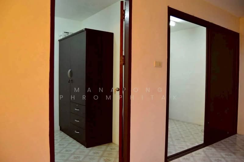 3-BR Townhouse, Bangkok, Suan Luang, Bangkok, 3 Bedrooms, 150 sqm, Townhouse For Rent, by Manapong Phromphitak, 500346908 - DDproperty.com