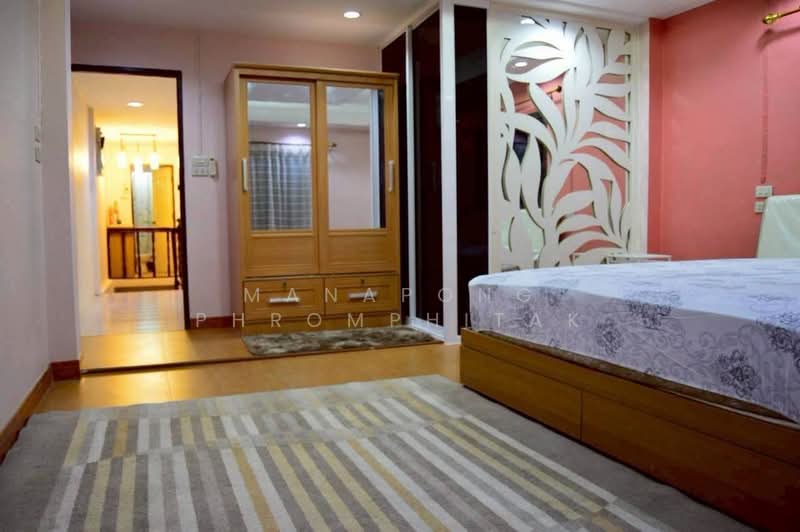 ทาวน์เฮ้าส์ 3-ห้องนอน, กรุงเทพ, สวนหลวง, กรุงเทพ, 150 ตร.ม., ทาวน์เฮ้าส์ ให้เช่า, โดย Manapong Phromphitak, 500346908 - DDproperty.com
