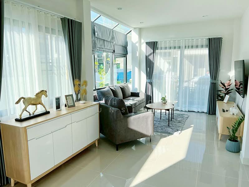 บ้านให้เช่า – ใกล้ตลาดเจริญเจริญ เพียง 10 นาที ค่าเช่า 30,000 บาท / เดือน รหัสทรัพย์ : No.13H676, Chiang Mai, San Kamphaeng, San Kamphaeng, Chiang Mai, 4 Bedrooms, 180 sqm, Single Detached House For Rent, by Rutchaporn Tunsiri, 500346968 - DDproperty.com