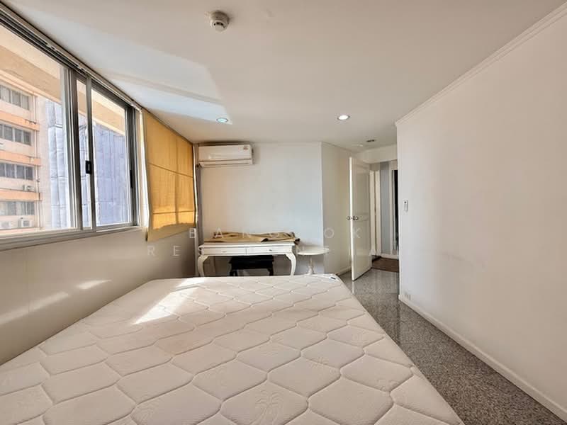 Tai Ping Towers, Bangkok, 582 Soi Sukhumvit 63, Khlong Tan Nua, Watthana, Bangkok, 4 Bedrooms, 252 sqm, Condo For Rent, by Bangkok Residential, 500347005 - DDproperty.com