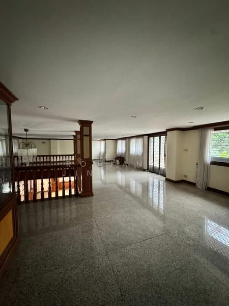 8-BR Townhouse, Bangkok, Khlong Tan Nua, Watthana, Bangkok, 8 Bedrooms, 800 sqm, Townhouse For Rent, by Rojjana Jindasri, 500347009 - DDproperty.com