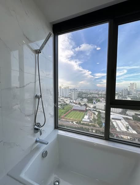 Cloud Thonglor-Phetchaburi, Bangkok, 1986 New Petchaburi Road, Bang Kapi, Huai Khwang, Bangkok, 1 Bedroom, 39 sqm, Condo For Rent, by Rojjana Jindasri, 500347014 - DDproperty.com