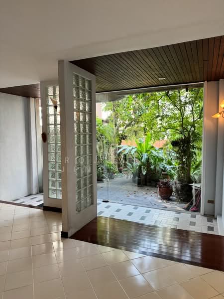 ทาวน์เฮ้าส์ 6-ห้องนอน, กรุงเทพ, คลองตันเหนือ, วัฒนา, กรุงเทพ, 450 ตร.ม., ทาวน์เฮ้าส์ ให้เช่า, โดย Rojjana Jindasri, 500347019 - DDproperty.com