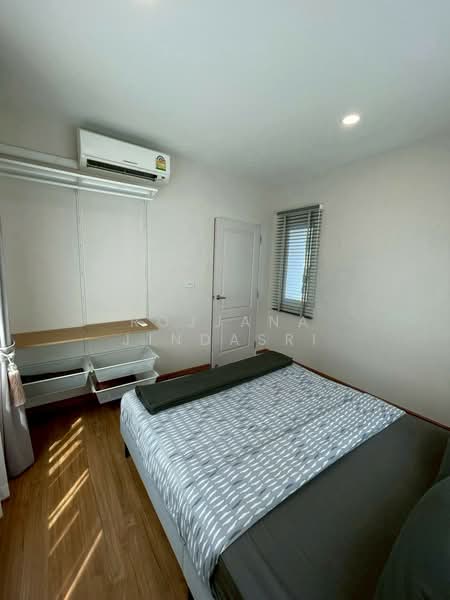 Centro Bangna-Wongwean, Bangkok, Kanchanaphisek Road, Dok Mai, Prawet, Bangkok, 4 Bedrooms, 200 sqm, Single Detached House For Rent, by Rojjana Jindasri, 500347047 - DDproperty.com