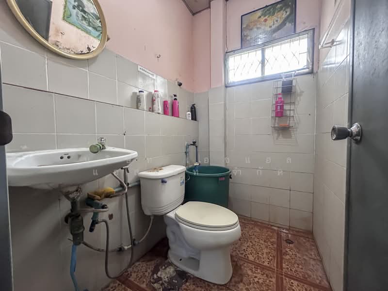 ที่ดินพร้อมสิ่งปลูกสร้าง 2 ชั้น หมู่บ้าน รัตนโกสินทร์ 200 ปี ธัญบุรี, ปทุมธานี, ประชาธิปัตย์, ธัญบุรี, ปทุมธานี, 140 ตร.ม., บ้านเดี่ยว ขาย, โดย บริษัท เอชแอล แอสเซท จำกัด, 500347061 - DDproperty.com