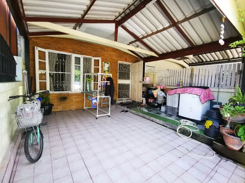 Ladda Ville 1-2, Nonthaburi, Ban Kluai-Sai Noi Road, Phimonrat, Bang Bua Thong, Nonthaburi, 2 Bedrooms, 100 sqm, Single Detached House For Sale, by The Best Property ณัฏฐ์, 500347076 - DDproperty.com