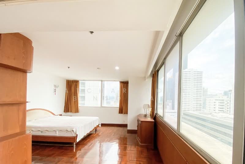 Asoke Place, Bangkok, Asok Montri Rd, Khlongtoei Nua, Watthana, Bangkok, 2 Bedrooms, 133 sqm, Condo For Sale, by Patcharaporn Binsorlae, 500347106 - DDproperty.com
