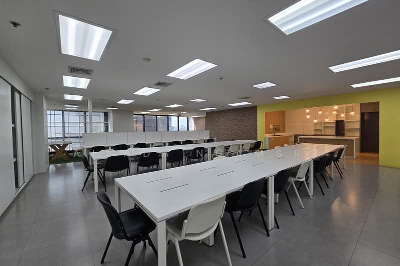 Lake Ratchada Office Complex, Bangkok, Khlong Toei, Khlong Toei, Bangkok, , 672 sqm, Office Space For Rent, by Ailada Ngamsri, 500347123 - DDproperty.com
