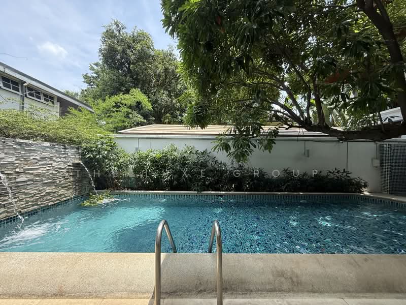 3 Storey Single House in Ekkamai, Bangkok, Phra Kanong Nua, Watthana, Bangkok, 4 Bedrooms, 620 sqm, Single Detached House For Rent, by The Luxe Group, 500347140 - DDproperty.com