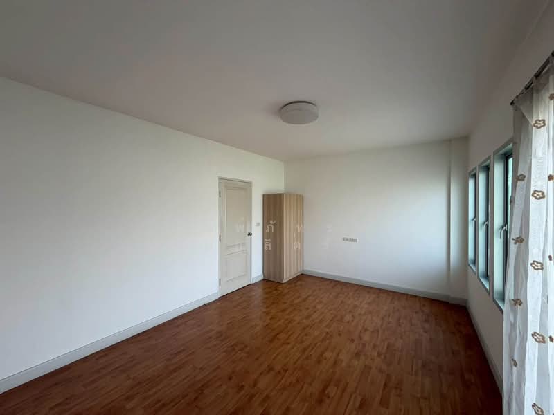 Vista Park Ratchada-Ramindra, Bangkok, Ratchada-Ramintra Road, Ram Inthra, Khan Na Yao, Bangkok, 4 Bedrooms, 210 sqm, Townhouse For Rent, by พิมพ์ภัทรา แจ่มอุลิตรัตน, 500347164 - DDproperty.com