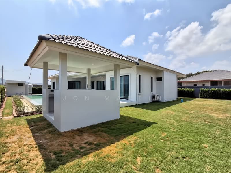 Lavallee Raintree Residence, Prachuap Khiri Khan, Thap Tai, Hua Hin, Prachuap Khiri Khan, 3 Bedrooms, 311 sqm, Villa For Sale, by Jon Martin, 500347167 - DDproperty.com
