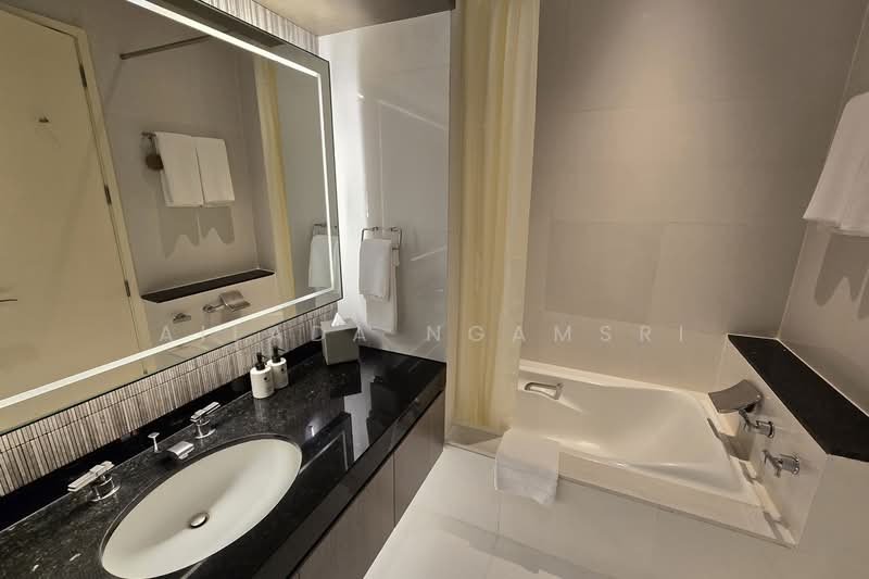 Emporium Suites by Chatrium : เอ็มโพเรียม สวีท บาย ชาเทรียม, กรุงเทพ, 622 ถนนสุขุมวิท 24, คลองตัน, คลองเตย, กรุงเทพ, 550 ตร.ม., คอนโด ให้เช่า, โดย Ailada Ngamsri, 500347169 - DDproperty.com