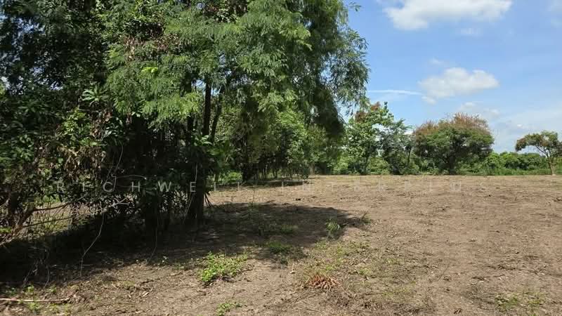 Land for sale in Bang Krabao, almost 2 rai, bordering the Bang Pakong River, Prachin Buri, Bang Krabao, Ban Sang, Prachin Buri, , 3,000 sqm, Land For Sale, by RICHWELL INTERPLUS, 500347179 - DDproperty.com
