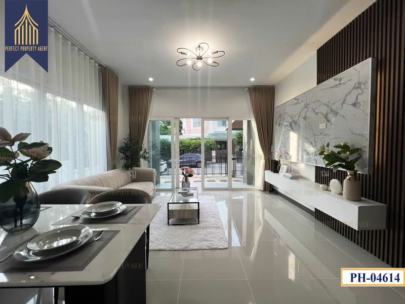 เสริมศิริวิลเลจ รามอินทรา 40 แยก 8, Bangkok, Nuan Chan, Bueng Kum, Bangkok, 4 Bedrooms, 160 sqm, Single Detached House For Sale, by ปภัชญา ธนัตถ์ภรณ์, 500347193 - DDproperty.com