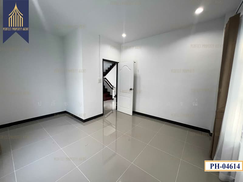 เสริมศิริวิลเลจ รามอินทรา 40 แยก 8, Bangkok, Nuan Chan, Bueng Kum, Bangkok, 4 Bedrooms, 160 sqm, Single Detached House For Sale, by ปภัชญา ธนัตถ์ภรณ์, 500347193 - DDproperty.com