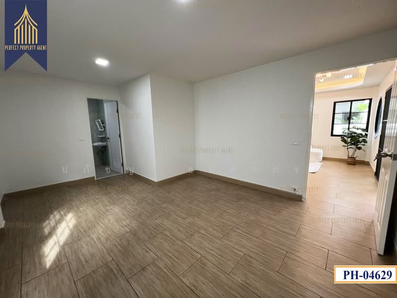 เสริมศิริวิลเลจ รามอินทรา 40 แยก 8-7, Bangkok, Nuan Chan, Bueng Kum, Bangkok, 4 Bedrooms, 160 sqm, Single Detached House For Sale, by ปภัชญา ธนัตถ์ภรณ์, 500347193 - DDproperty.com
