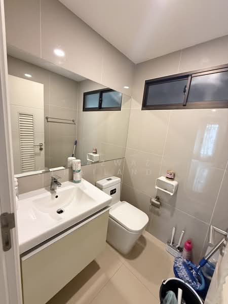 Luxury 4BR The Plant Elite Pattanakarn House | 3-Storey Family Home, Bangkok, Suan Luang, Bangkok, 4 Bedrooms, 249 sqm, Single Detached House For Sale, by Fazwaz (Thailand) Co., Ltd., 500347204 - DDproperty.com