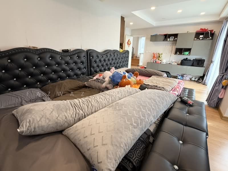 Luxury 4BR The Plant Elite Pattanakarn House | 3-Storey Family Home, Bangkok, Suan Luang, Bangkok, 4 Bedrooms, 249 sqm, Single Detached House For Sale, by Fazwaz (Thailand) Co., Ltd., 500347204 - DDproperty.com